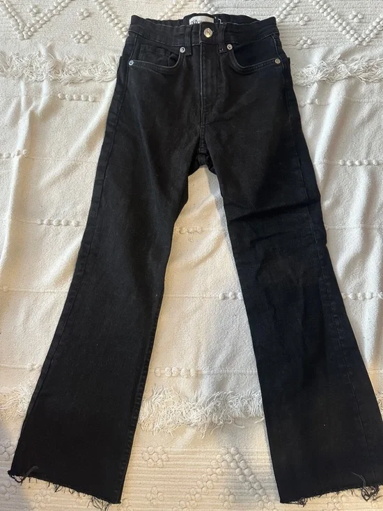 Zara Black High-Rise Straight Jeans with Raw Hem - Preloved - Picture 1 of 13